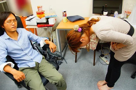 Unik tapi Nyata! Layanan Sewa Orang untuk Minta Maaf Laris di Jepang